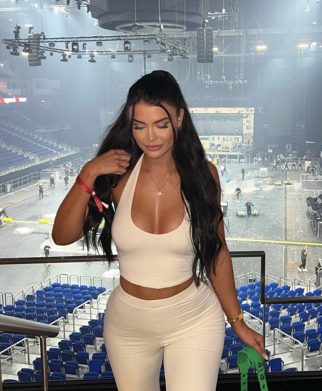 Hot instagram slut #xNlkJTl9