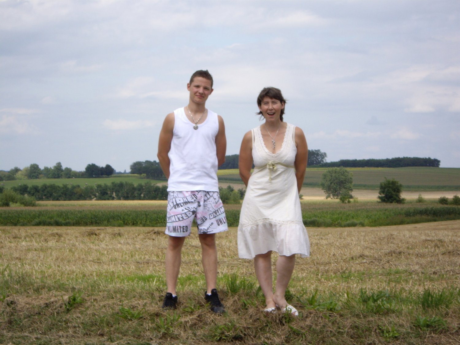 Pascale&Corrine, from France #HbMm4GIq