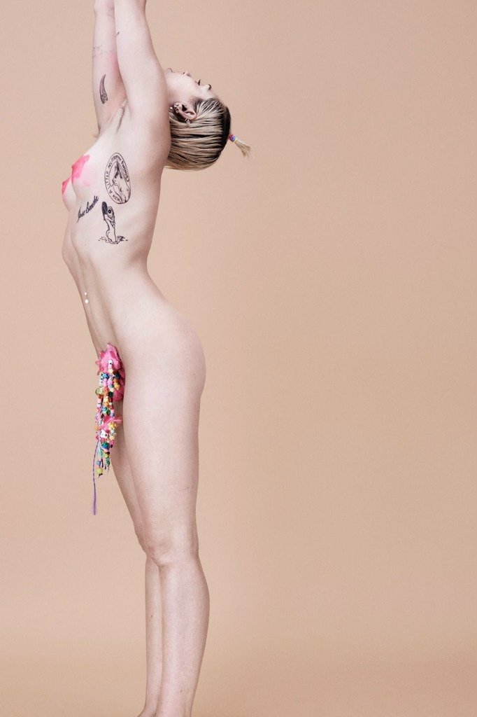 MileyCyrus #FpwADx5E