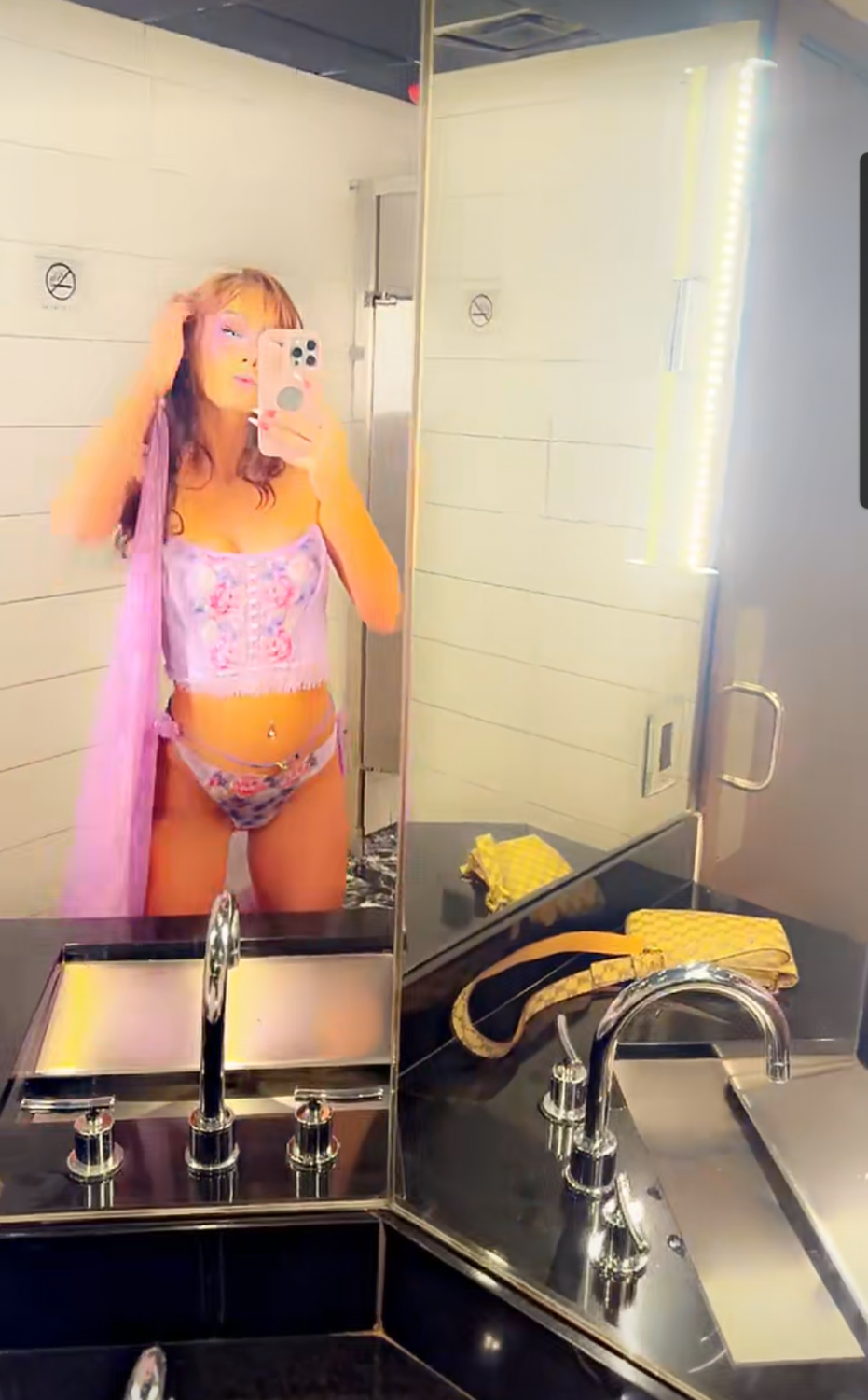 Michigan Slut Stripper #LICmmOjm