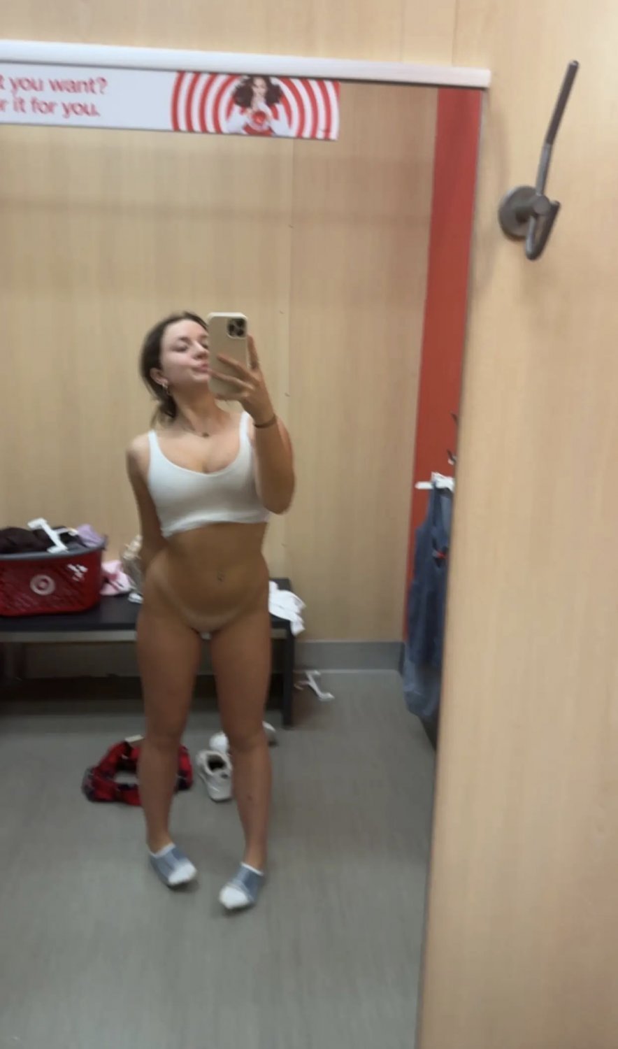 Cheating slut getting exposed #qEfwmlpU