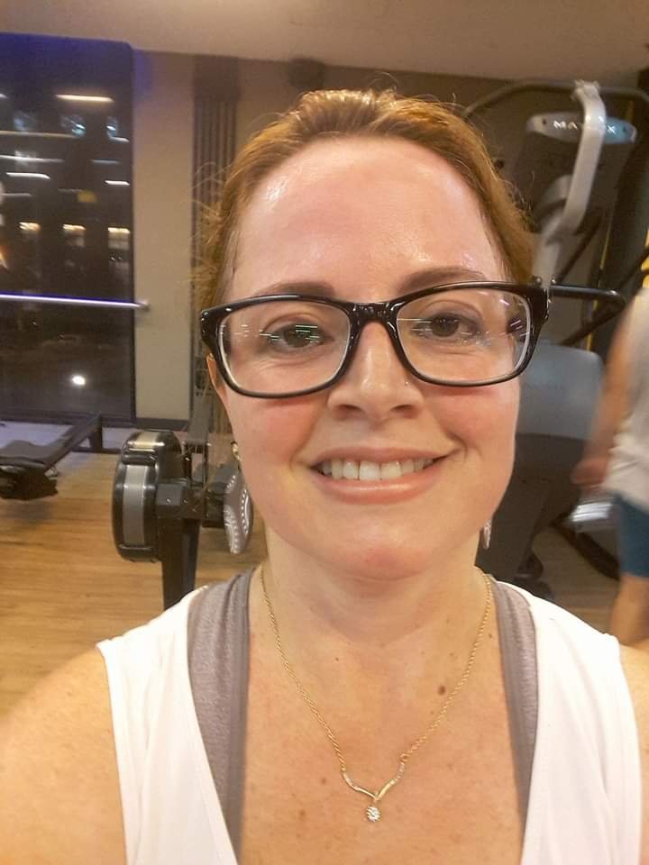 Belos rostos de conhecidos meus pra vocês #SjS2mIuu