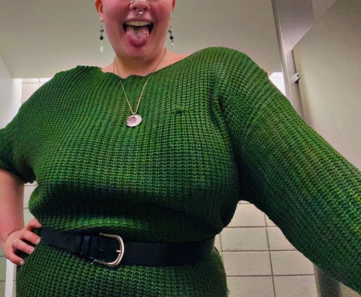 Fat white bitch #q79y1RSB