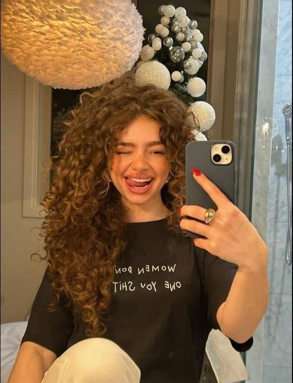 Demitra Kalogeras puta safada #9IdCyAvr