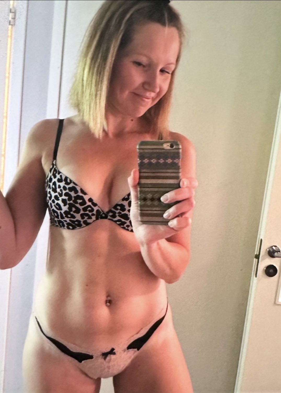 Some dudes milf of a mum #UswCnOmV