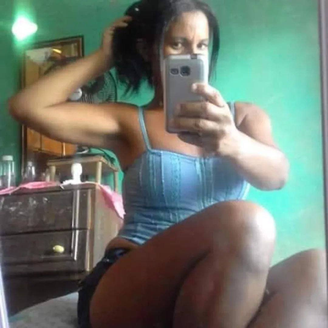 Coroa muito gostosa e linda #nOFubuMe