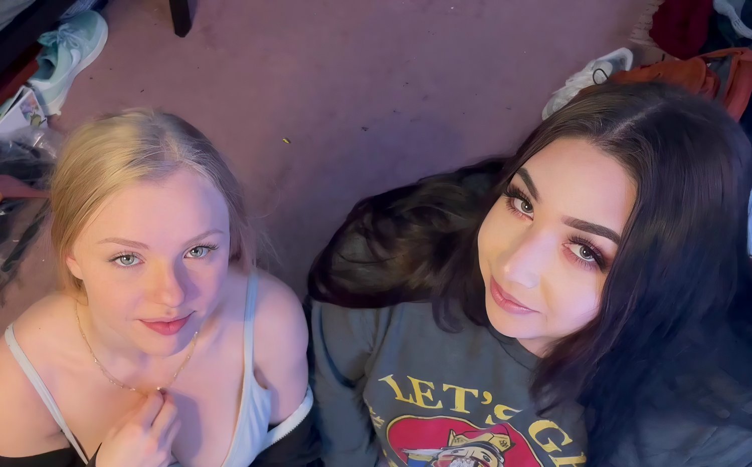 Hot blonde babe shares her cock with her excited goth friend #Wd8G32mL