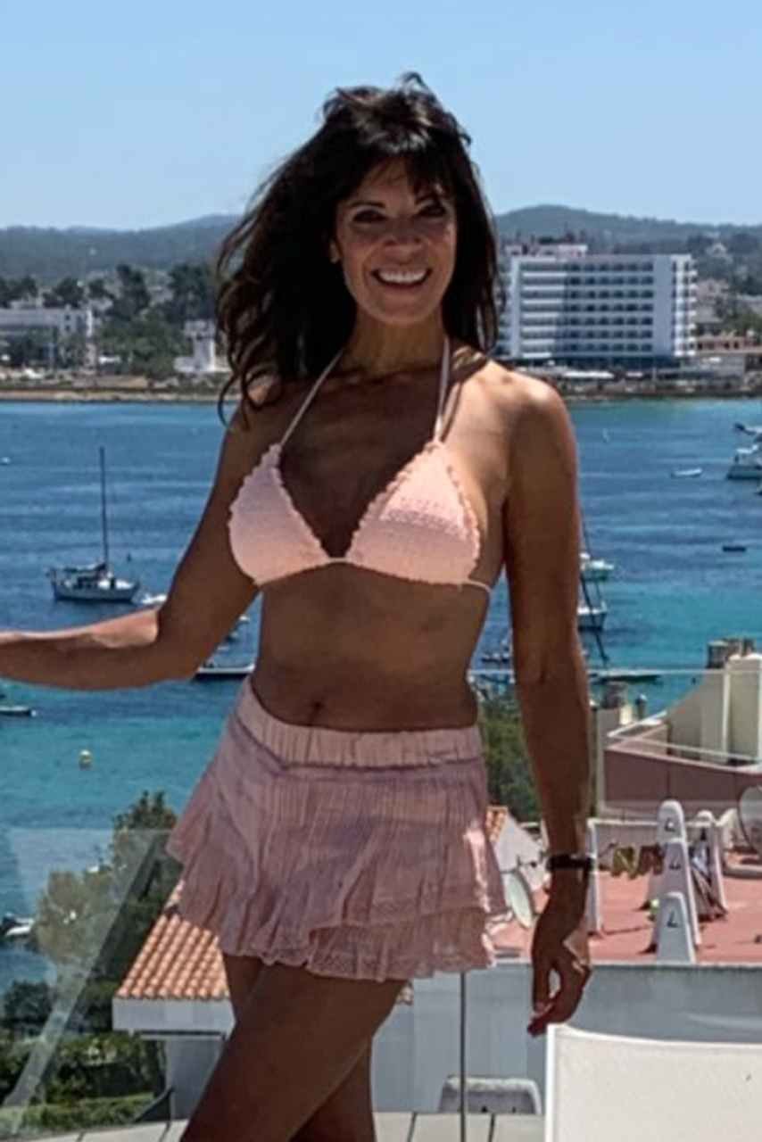 Jenny Powell #FJv1feKO