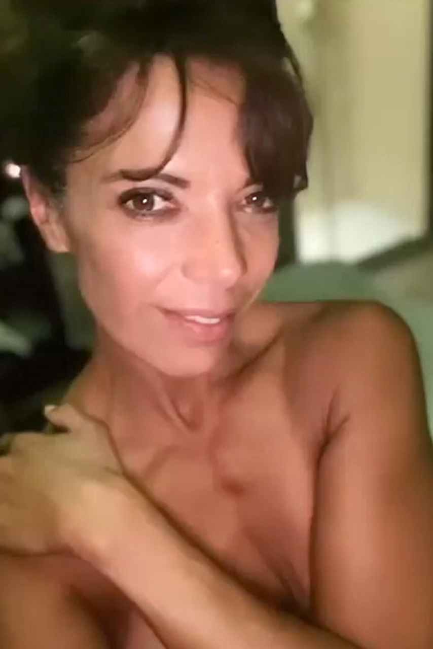 Jenny Powell #mh9LFuwN